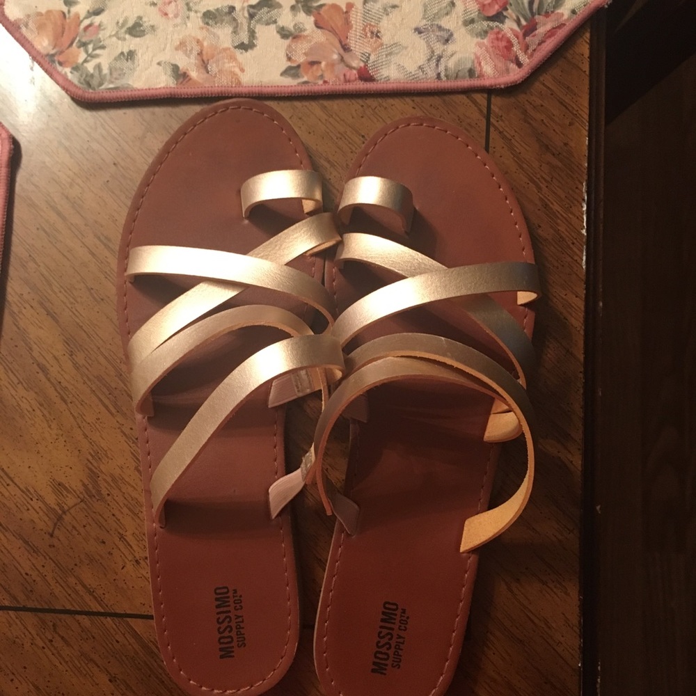 Sandles